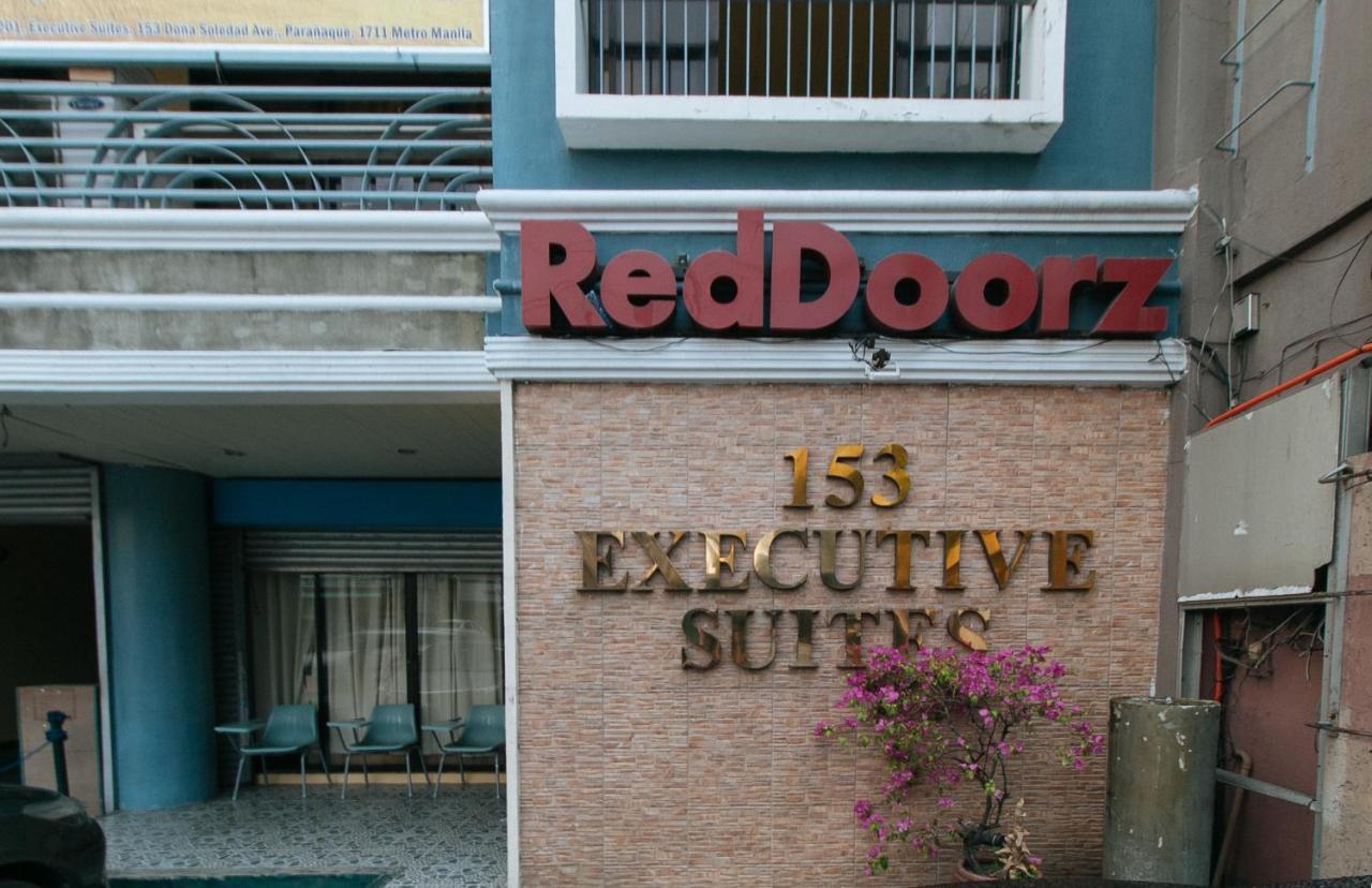 Reddoorz Plus @ Better Living Paranaque Манила Экстерьер фото