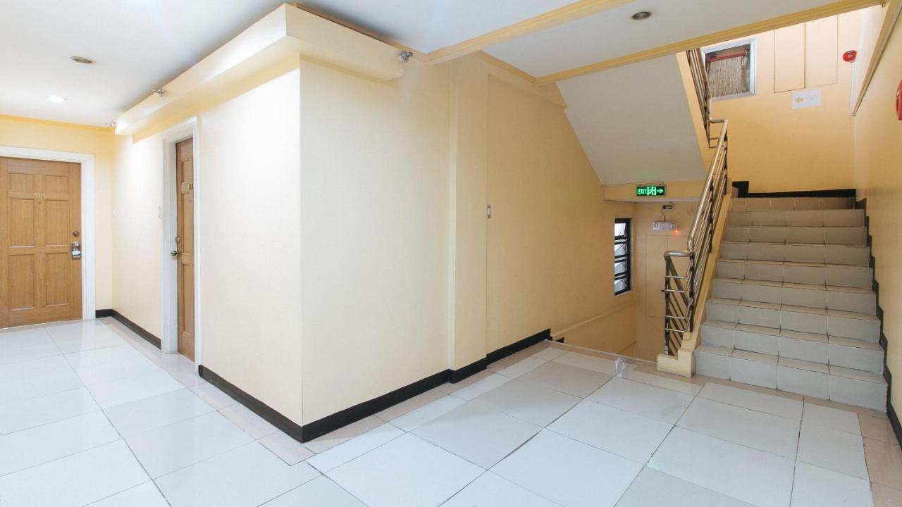 Reddoorz Plus @ Better Living Paranaque Paranaque City Экстерьер фото