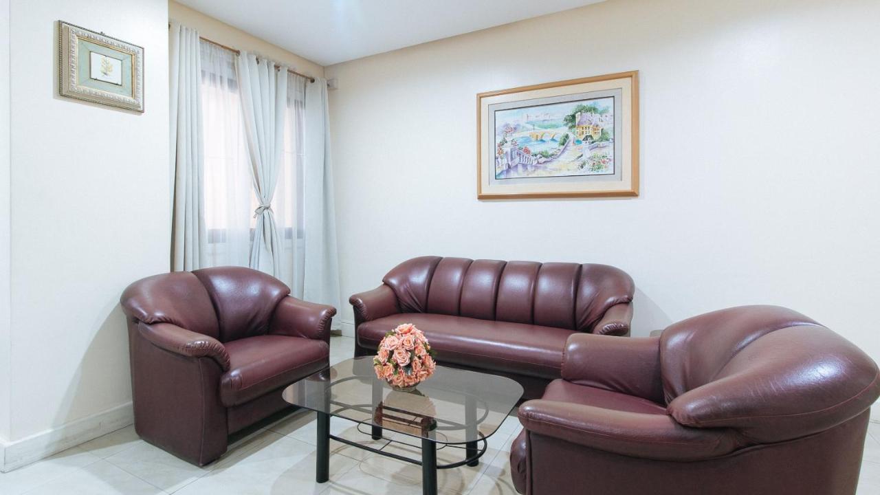 Reddoorz Plus @ Better Living Paranaque Paranaque City Экстерьер фото