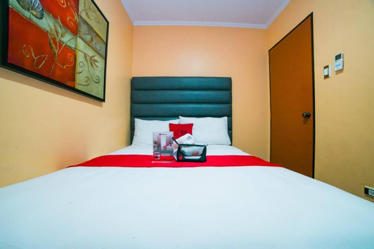 Reddoorz Plus @ Better Living Paranaque Paranaque City Экстерьер фото